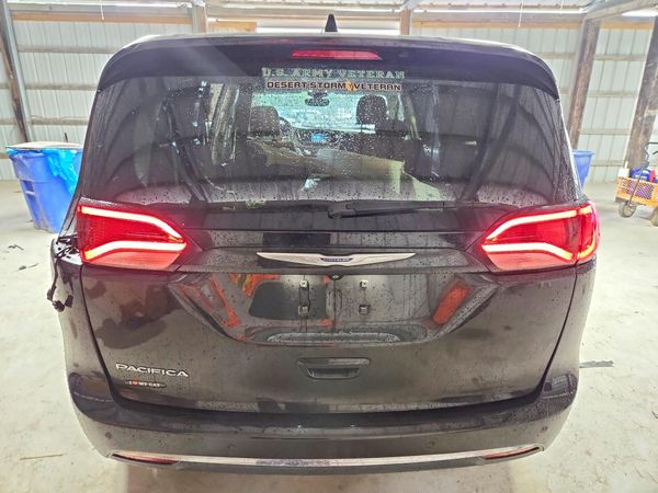 2019 CHRYSLER PACIFICA