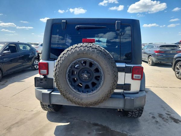 2017 JEEP WRANGLER UNLIMITED SPORT 4X4