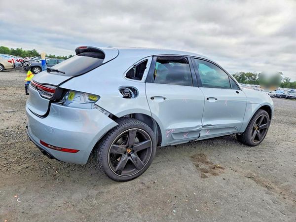 2019 PORSCHE MACAN S