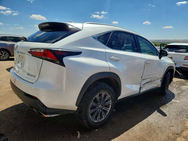 2015 LEXUS NX 200t Luxury