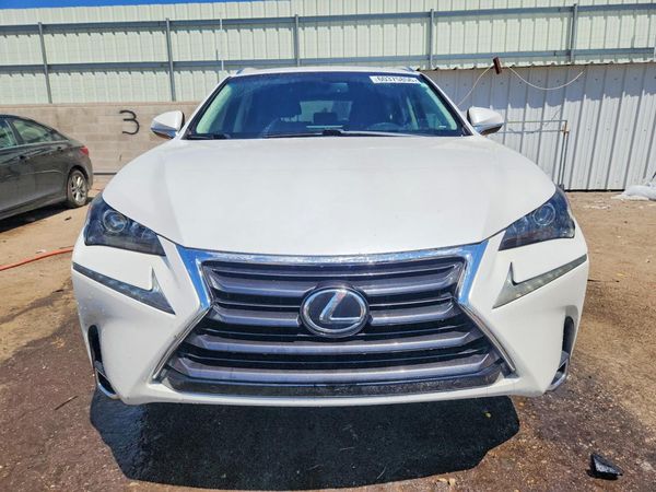 2015 LEXUS NX 200t Luxury