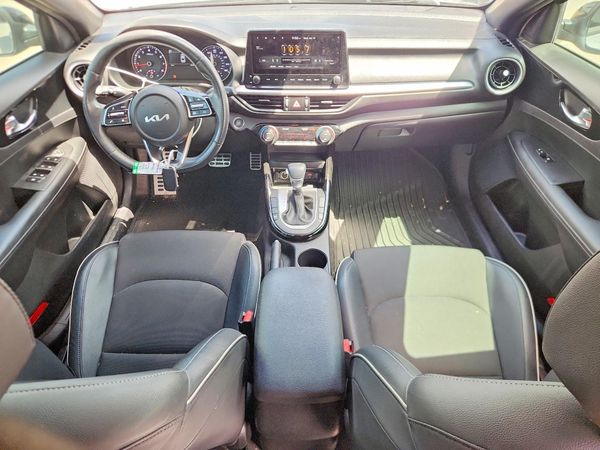 2022 KIA FORTE GT Line