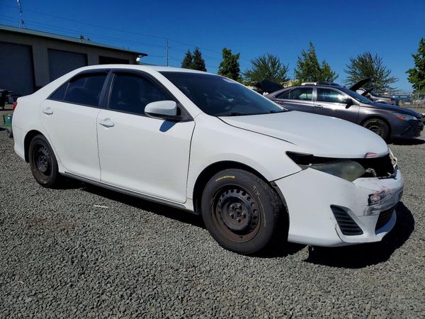 2012 TOYOTA CAMRY
