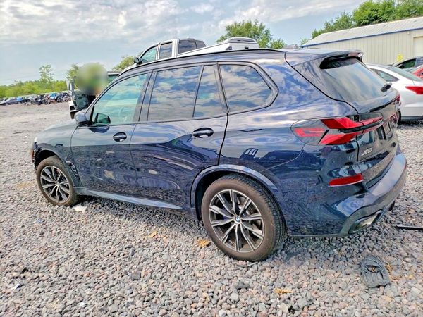 2025 BMW X5 xDrive40i