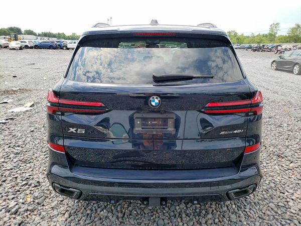 2025 BMW X5 xDrive40i