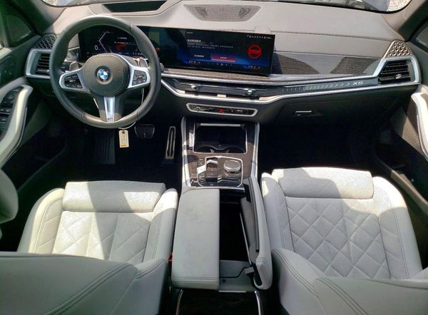 2025 BMW X5 xDrive40i
