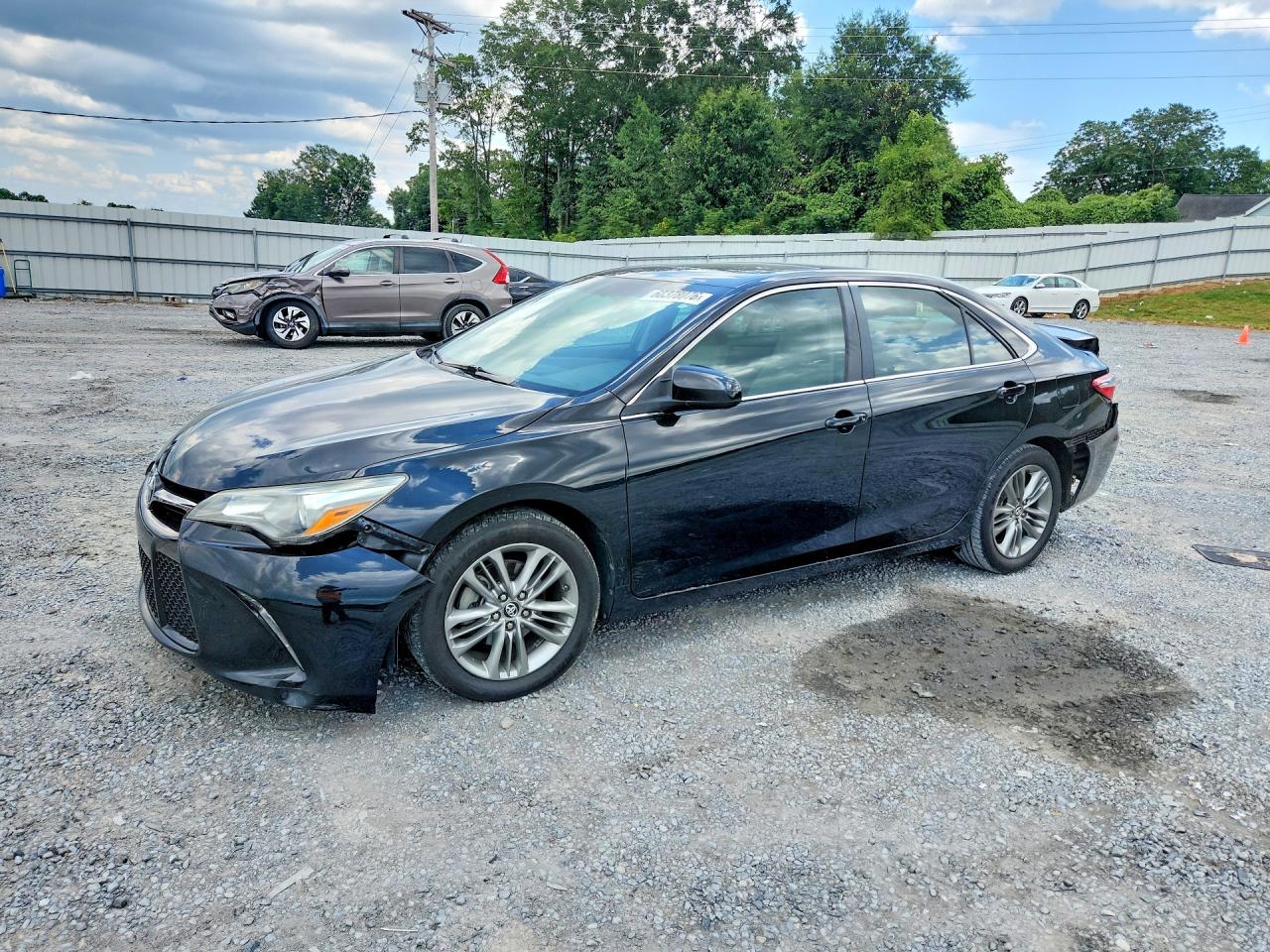 2016 TOYOTA CAMRY