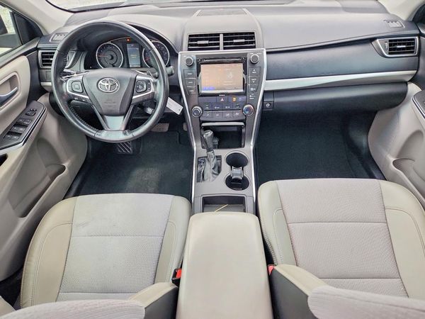 2016 TOYOTA CAMRY