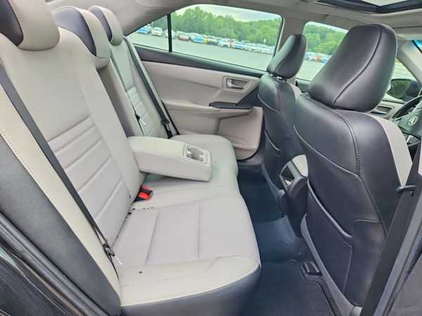 2016 TOYOTA CAMRY