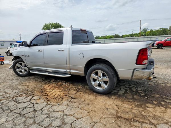 2013 RAM 1500 SLT