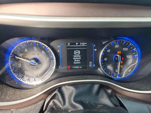 2017 CHRYSLER PACIFICA Touring L