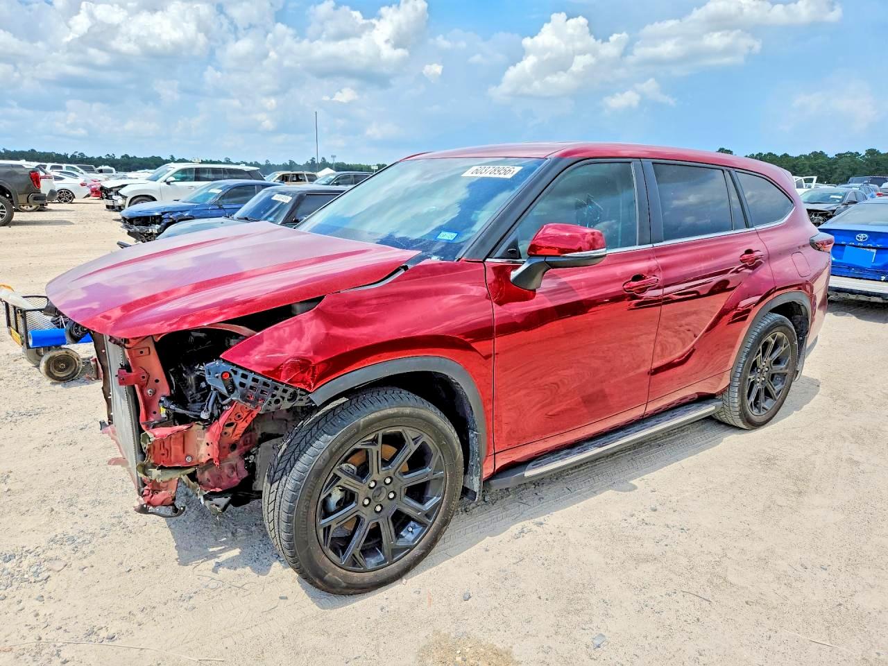 2024 TOYOTA HIGHLANDER