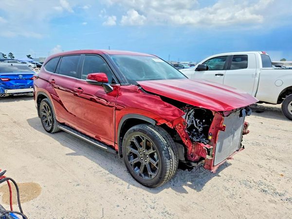 2024 TOYOTA HIGHLANDER