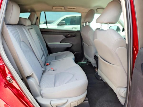 2024 TOYOTA HIGHLANDER