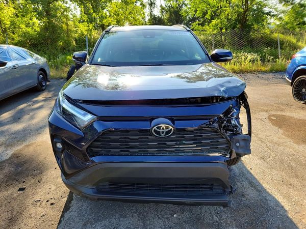 2025 TOYOTA RAV4