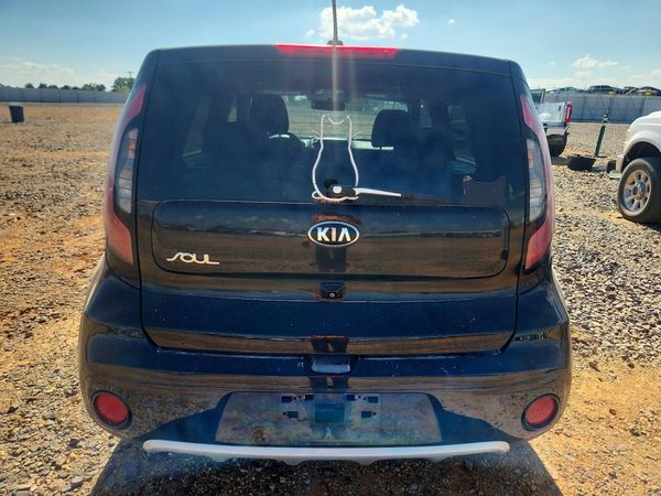 2018 KIA SOUL