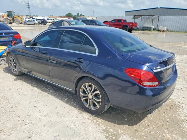 2015 MERCEDES-BENZ C Base