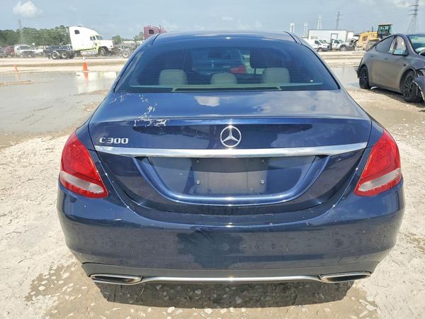 2015 MERCEDES-BENZ C Base