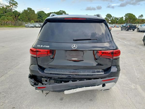 2020 MERCEDES-BENZ GLB