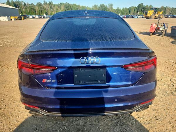 2019 AUDI RS5 quattro