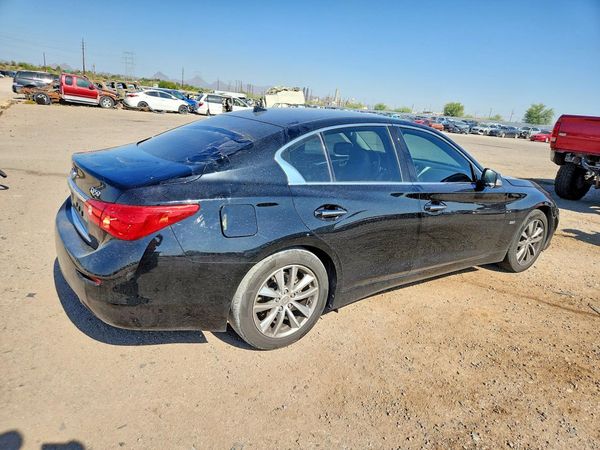 2017 INFINITI Q50