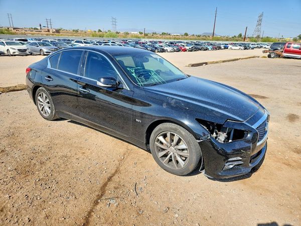 2017 INFINITI Q50
