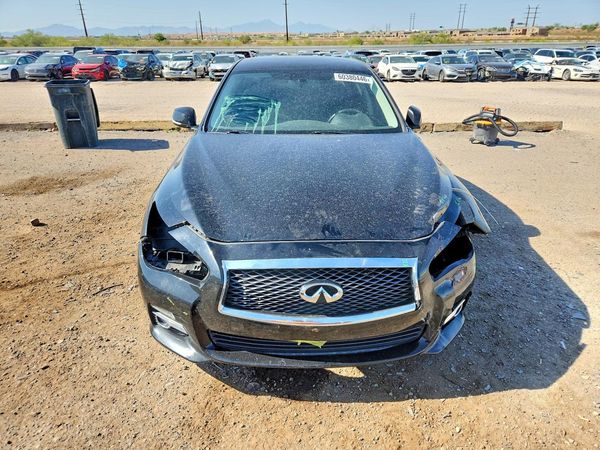 2017 INFINITI Q50