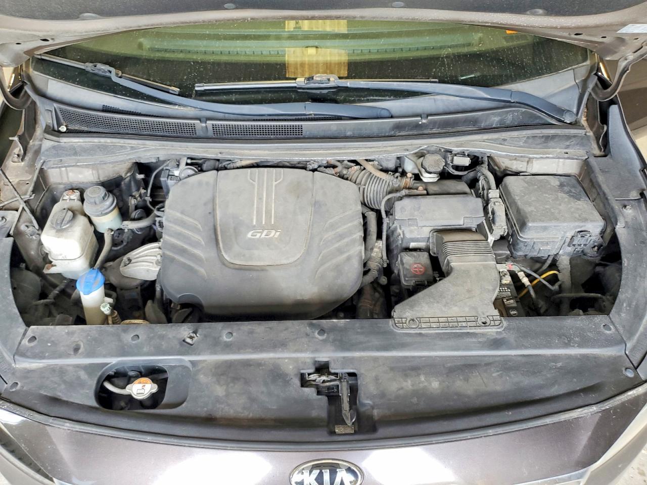 2016 KIA SEDONA LX - Middle-low