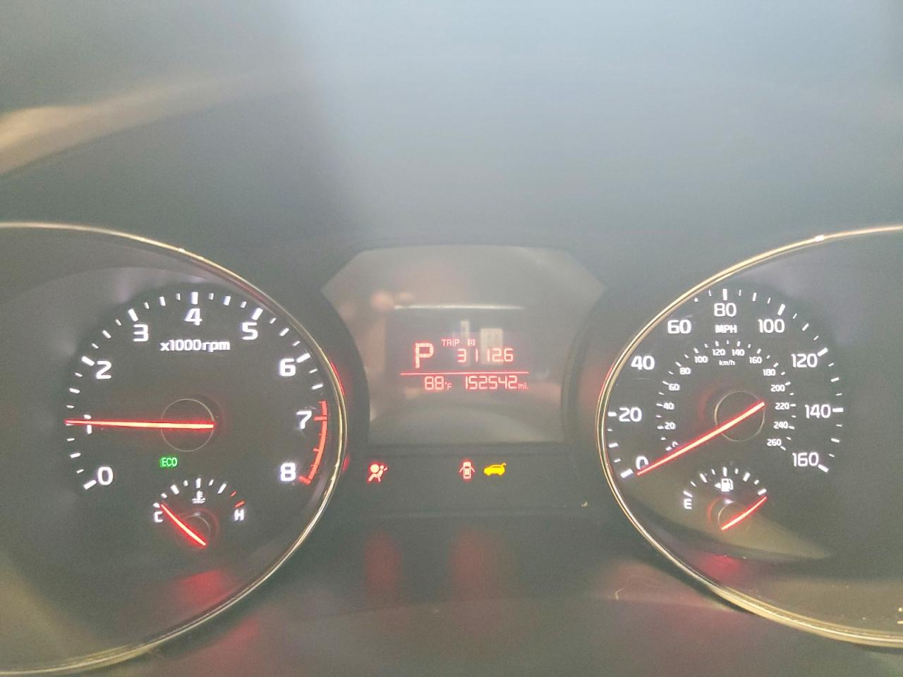 2016 KIA SEDONA LX - Middle-low