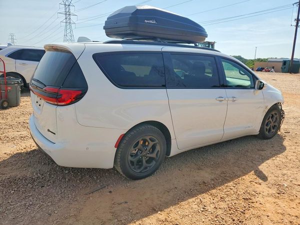 2021 CHRYSLER PACIFICA