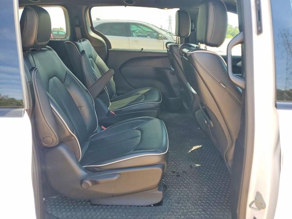 2021 CHRYSLER PACIFICA