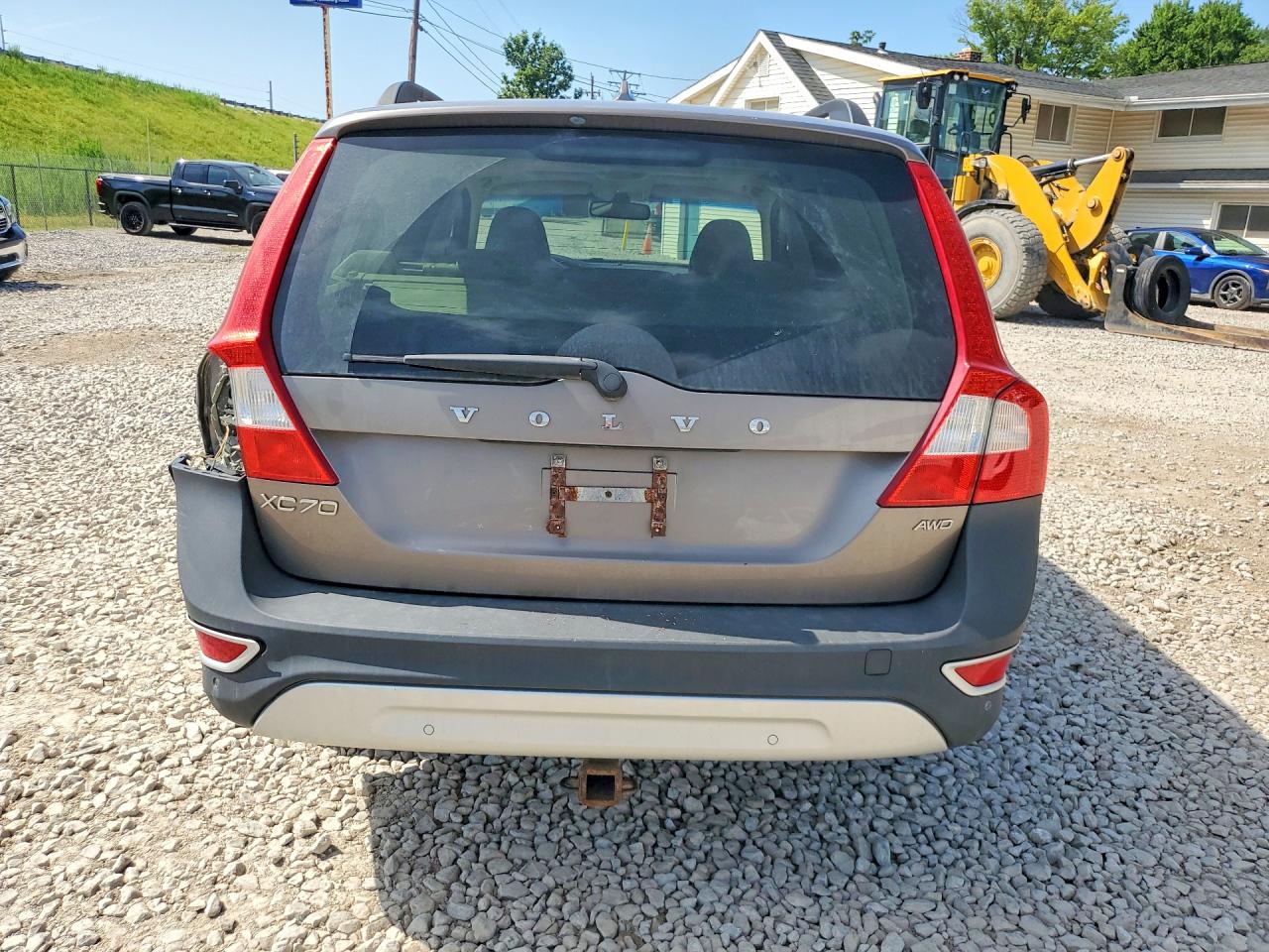 2011 VOLVO XC70