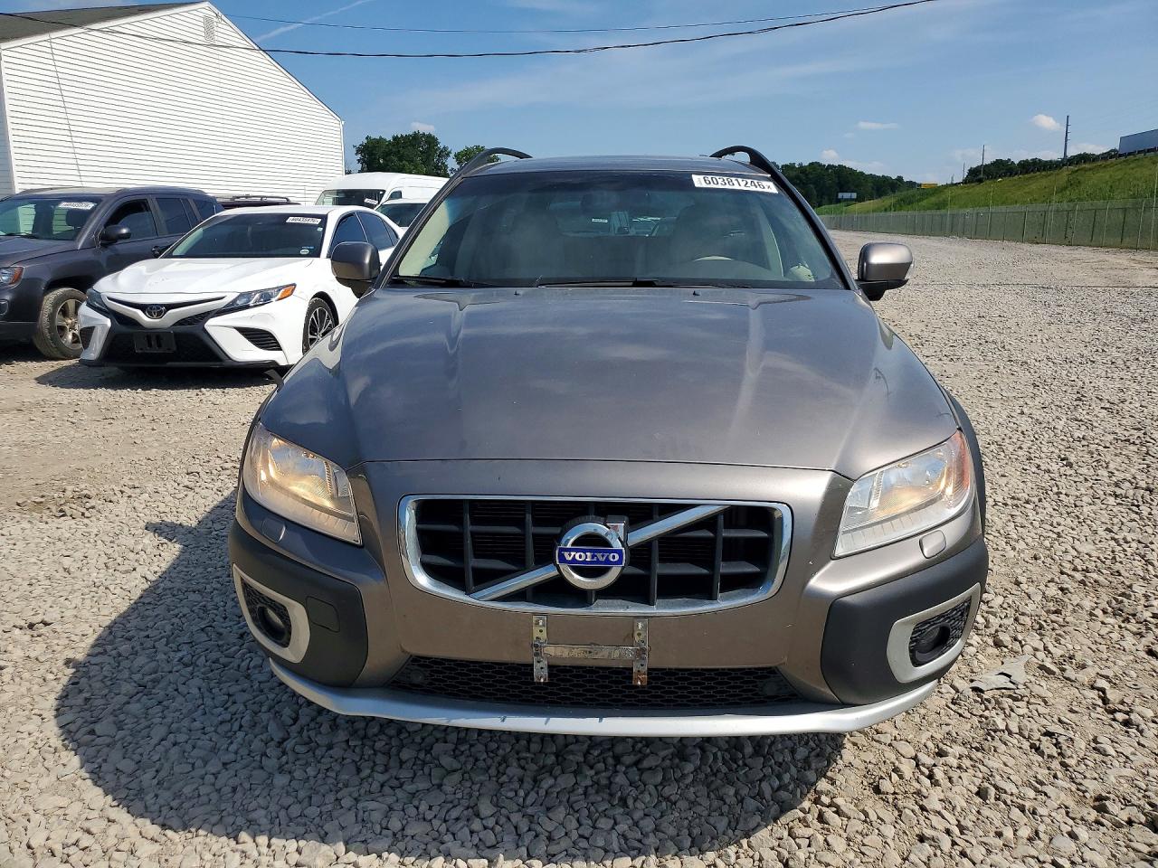 2011 VOLVO XC70