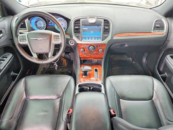 2014 CHRYSLER 300