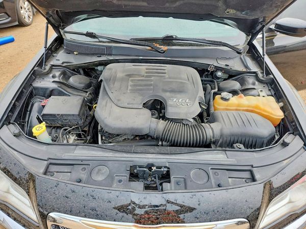 2014 CHRYSLER 300
