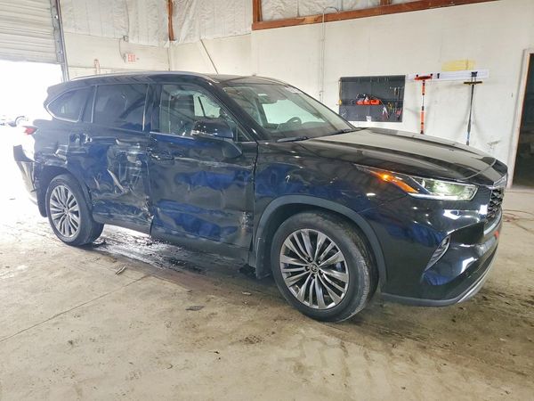 2022 TOYOTA HIGHLANDER