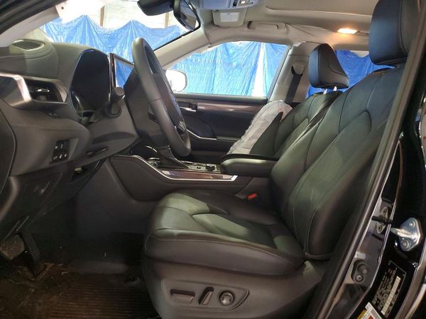 2022 TOYOTA HIGHLANDER
