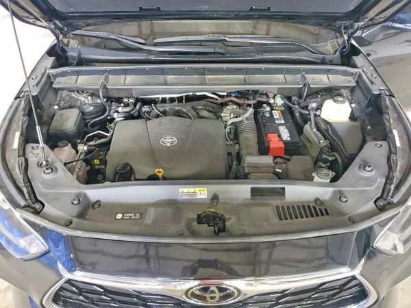2022 TOYOTA HIGHLANDER