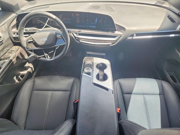 2024 CADILLAC LYRIQ Tech-1