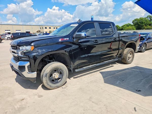 2022 CHEVROLET SILVERADO — DSFA — Front 3/4