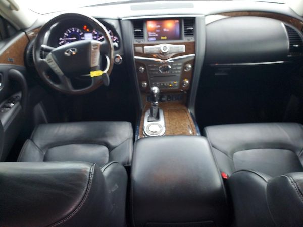 2016 INFINITI QX80