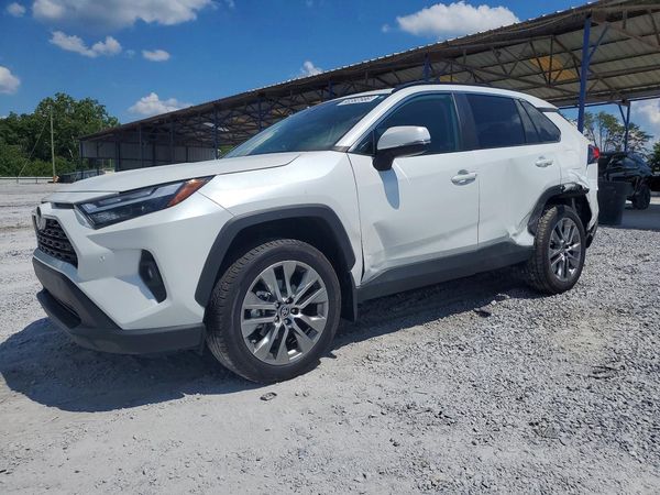 2023 TOYOTA RAV4 XLE Premium