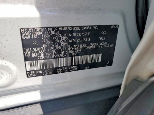 2023 TOYOTA RAV4 XLE Premium
