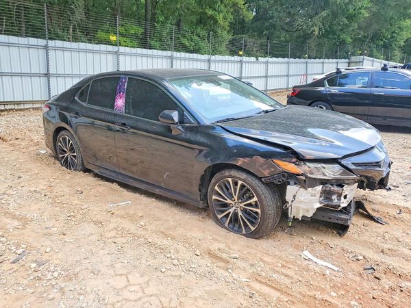 2019 TOYOTA CAMRY
