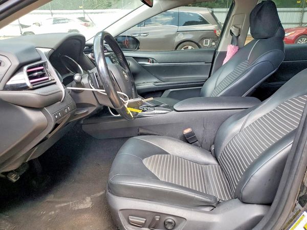 2019 TOYOTA CAMRY