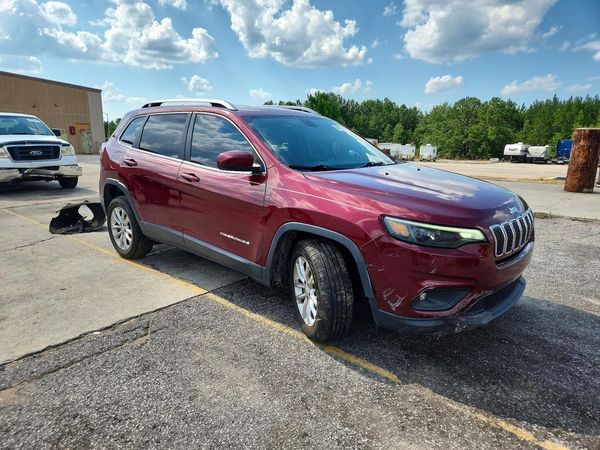 2019 JEEP CHEROKEE LATITUDE FWD