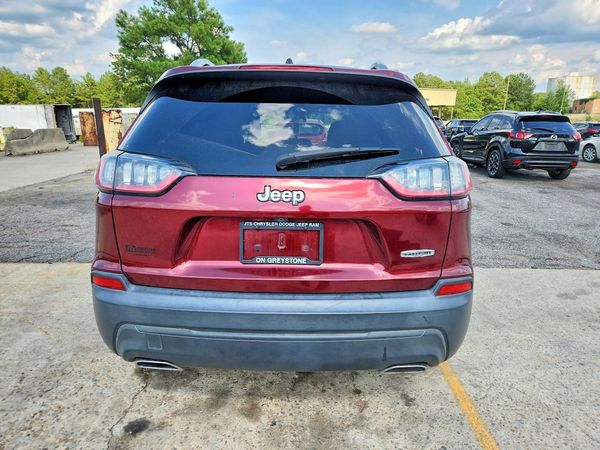 2019 JEEP CHEROKEE LATITUDE FWD