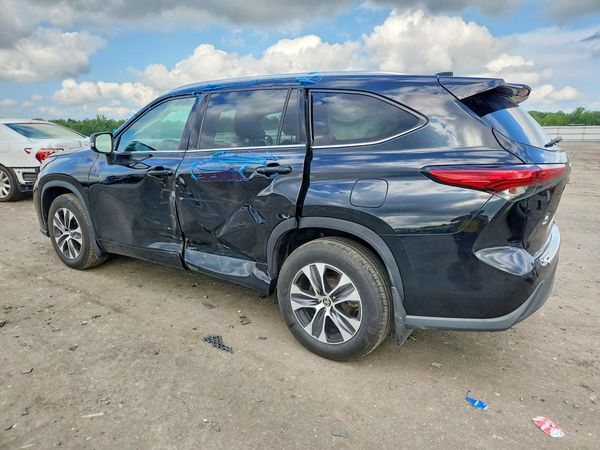 2020 TOYOTA HIGHLANDER XLE Nav