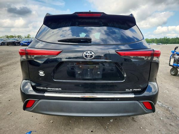 2020 TOYOTA HIGHLANDER XLE Nav