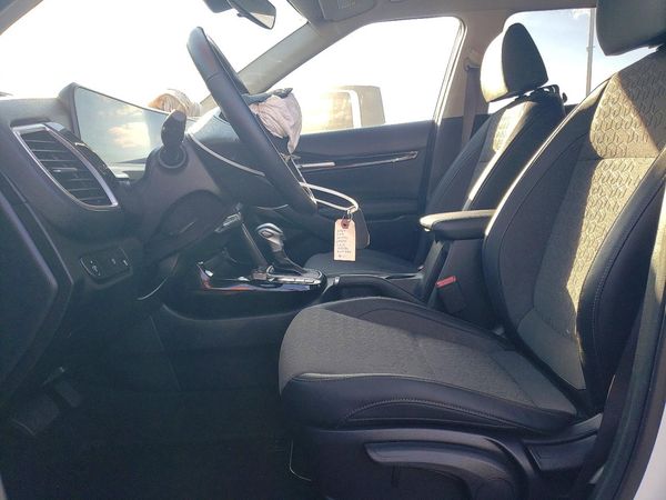 2024 KIA SELTOS S, X-Line